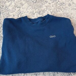 ALO Yoga Navy Blue Crewneck Sweatshirt